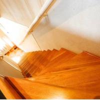 Фотографии отеля Golden Triangle Apartments