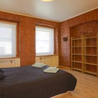 Фотографии отеля Golden Triangle Apartments