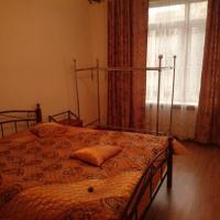 Hotel photos Apartmenti na Admirala Tributsa 7