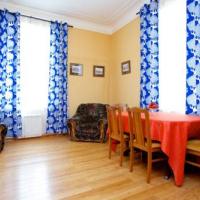 Фотографии отеля Golden Triangle Apartments