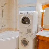 Фотографии отеля Luxury Apartment Zhukovskogo 47